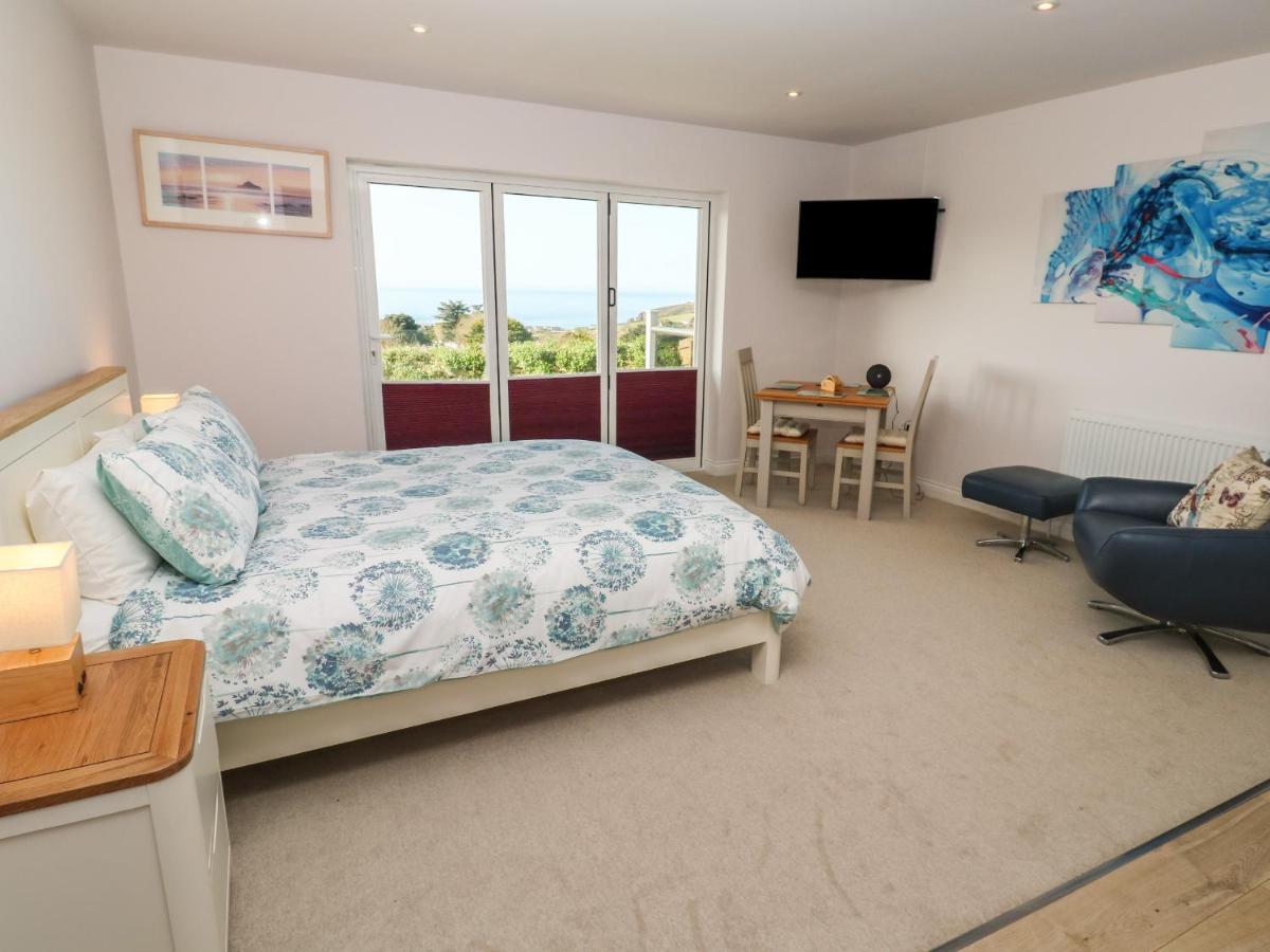 Apartment Greenside